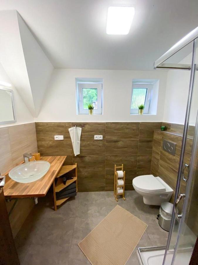 Apartmany Klarka โรกีนีซ นัด ยีเซอโร ภายนอก รูปภาพ