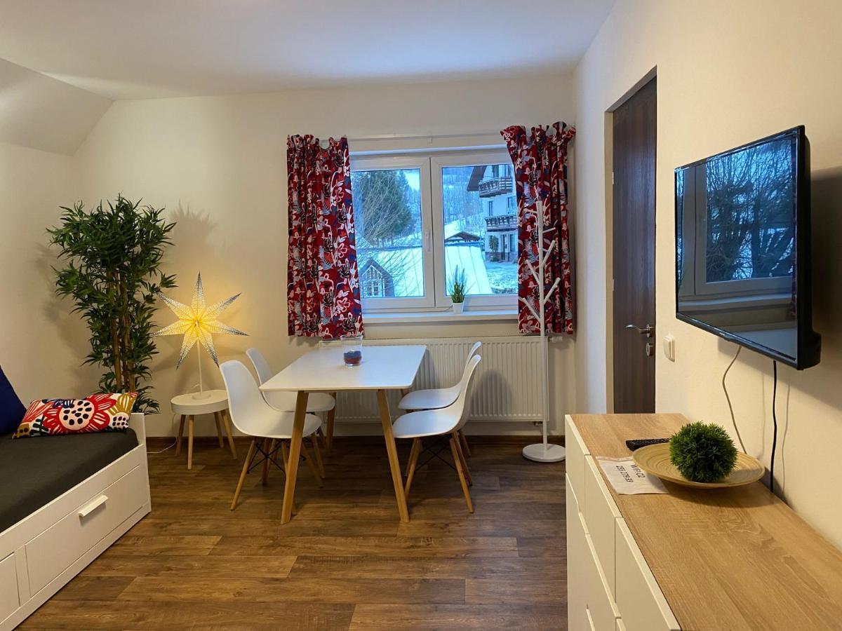 Apartmany Klarka โรกีนีซ นัด ยีเซอโร ภายนอก รูปภาพ