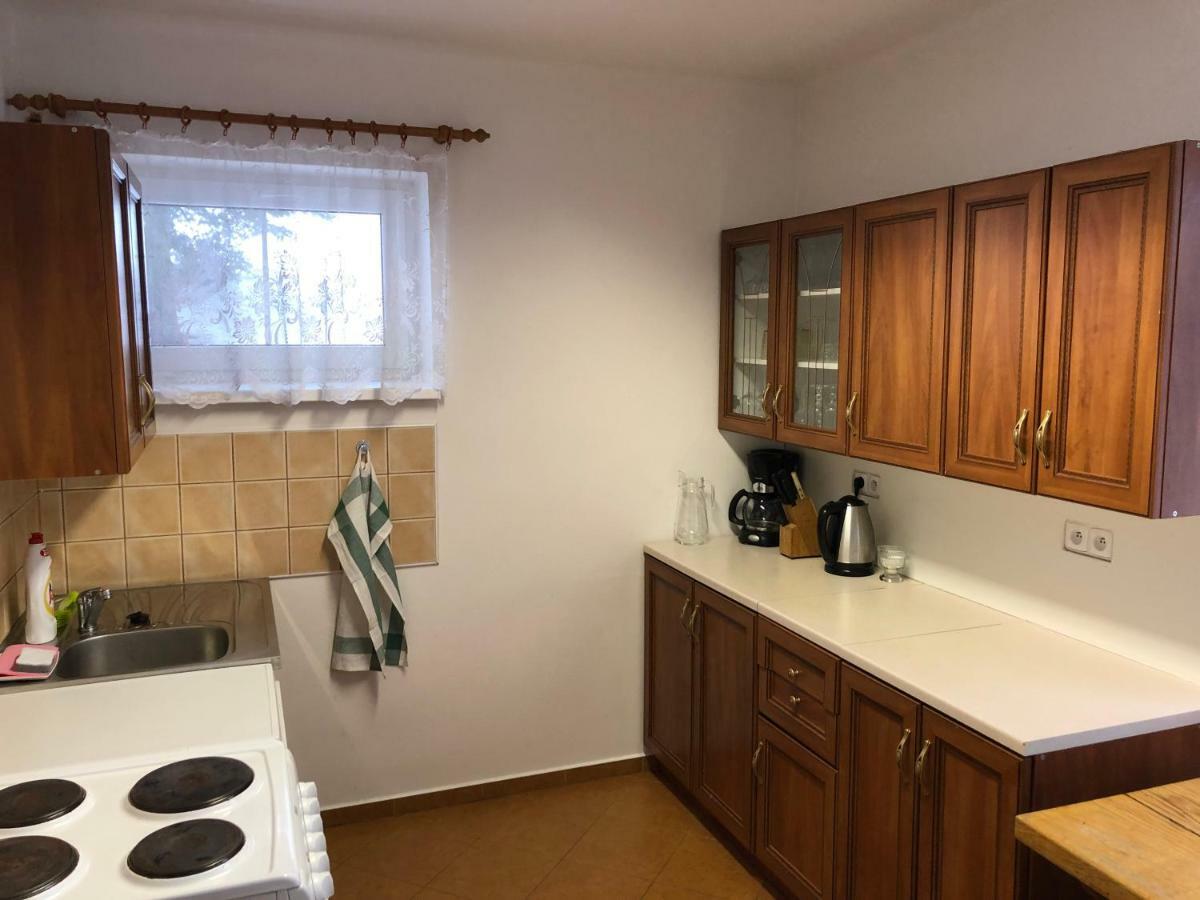 Apartmany Klarka โรกีนีซ นัด ยีเซอโร ภายนอก รูปภาพ