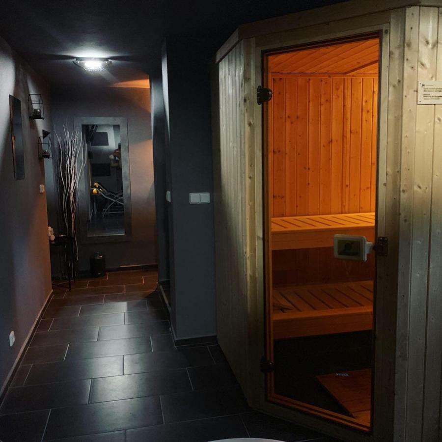 Apartmany Klarka โรกีนีซ นัด ยีเซอโร ภายนอก รูปภาพ