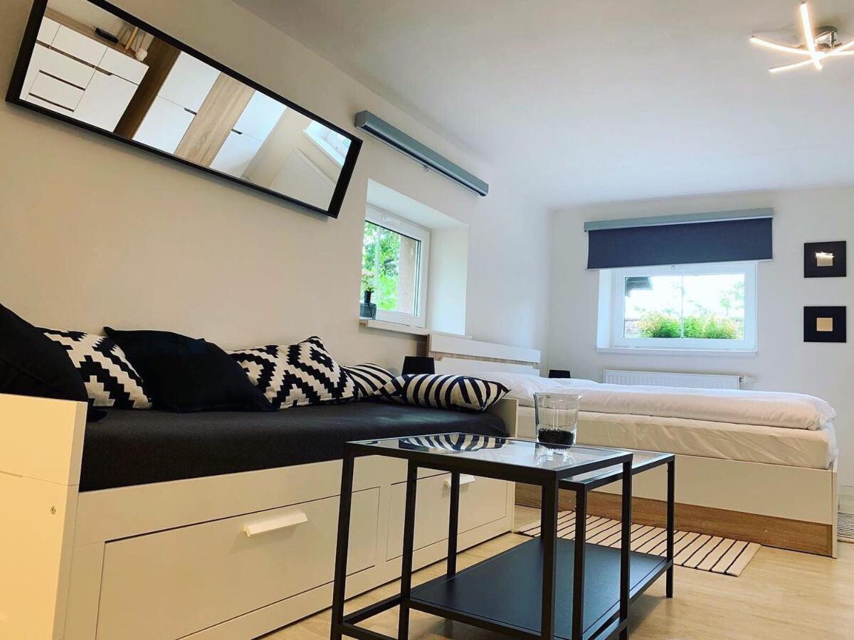 Apartmany Klarka โรกีนีซ นัด ยีเซอโร ภายนอก รูปภาพ